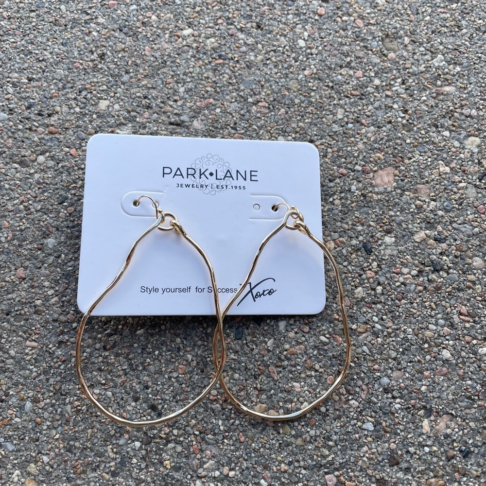 Park lane pear earrings